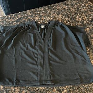 a new day Black V-Neck Top XL
